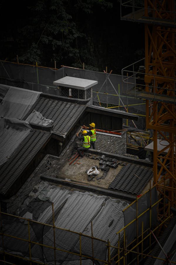 Saut de loup toiture : clé de la sécurité sur les chantiers